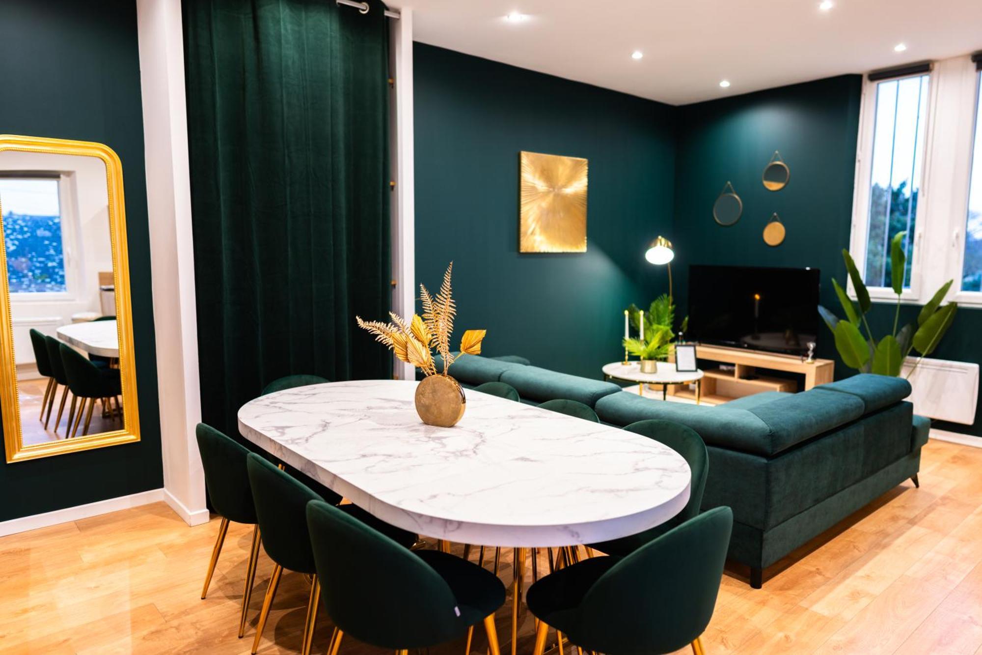Grand Loft Familial 4 Chambres Avec Parking Prive Saumur Zewnętrze zdjęcie